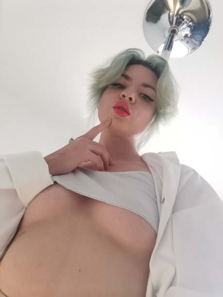 Foto di nudo di fuga di OnlyFans di Clover
