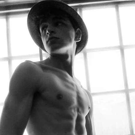 Foto di nudo di fuga di OnlyFans di Jackson Lomax