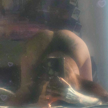 Foto di nudo di fuga di OnlyFans di Eris