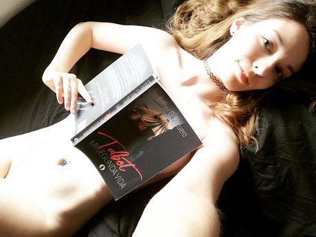 Foto di nudo di fuga di OnlyFans di Esther G Recuero