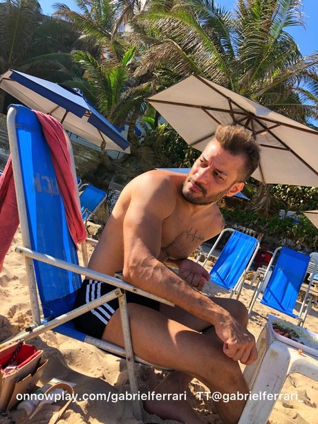 Foto di nudo di fuga di OnlyFans di Gabriel Ferrari
