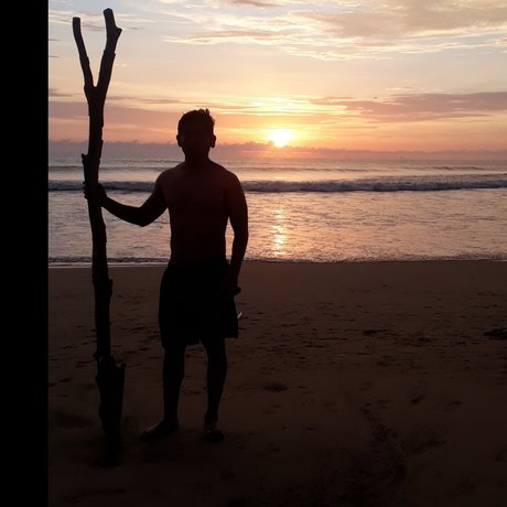 Foto di nudo di fuga di OnlyFans di Edgar Gaytan