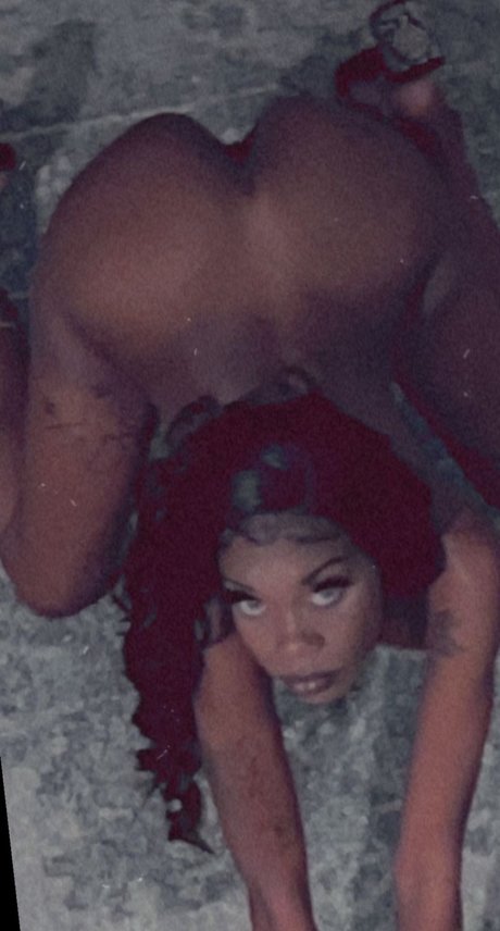 Foto di nudo di fuga di OnlyFans di Peanutbutter