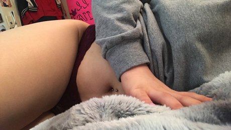 Foto di nudo di fuga di OnlyFans di Mzmymylynn 