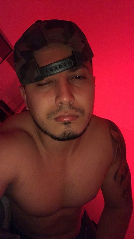 Foto di nudo di fuga di OnlyFans di Gabotakata