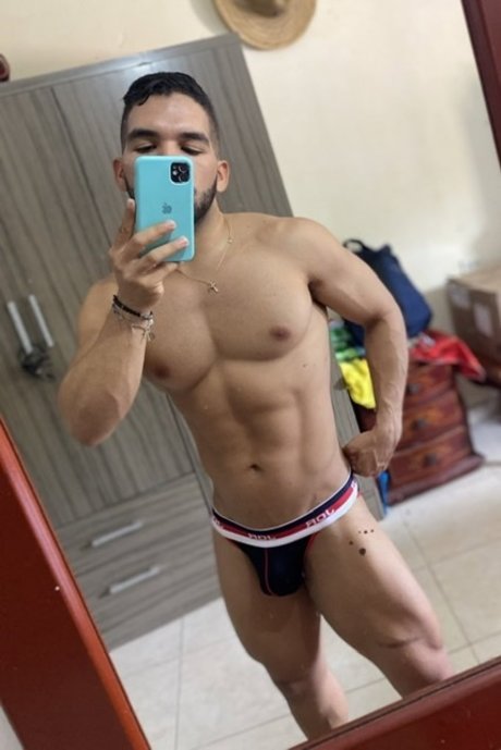 Foto di nudo di fuga di OnlyFans di L Teacher 