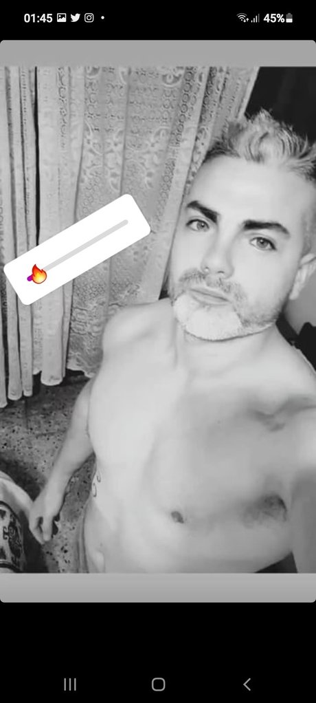 Foto di nudo di fuga di OnlyFans di Gonzalo Manuel Ruiz