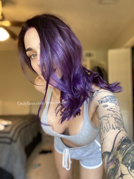 Foto di nudo di fuga di OnlyFans di Kale