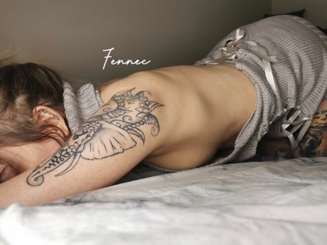 Foto di nudo di fuga di OnlyFans di 