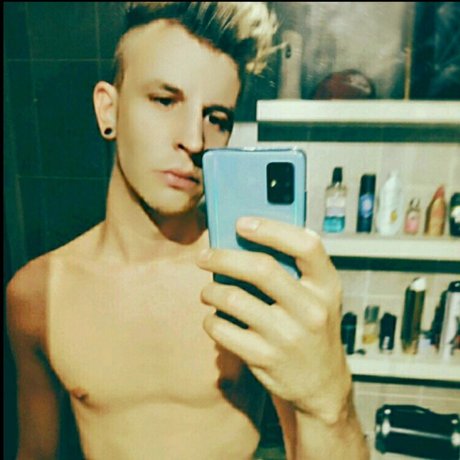 Foto di nudo di fuga di OnlyFans di Fcdkboys