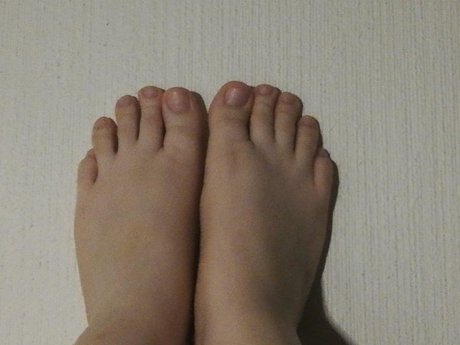 Foto di nudo di fuga di OnlyFans di Feetsusi