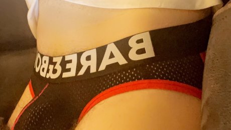 Foto di nudo di fuga di OnlyFans di M