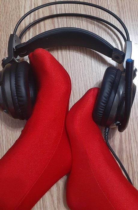 Foto di nudo di fuga di OnlyFans di Sweet Feet