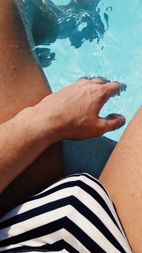 Foto di nudo di fuga di OnlyFans di Manu