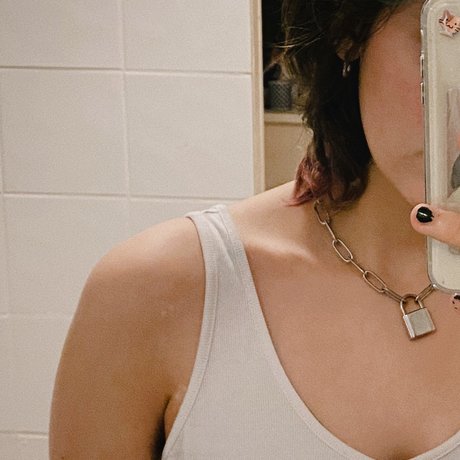 Foto di nudo di fuga di OnlyFans di Flaven