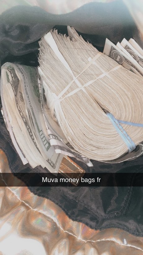Foto di nudo di fuga di OnlyFans di Dee