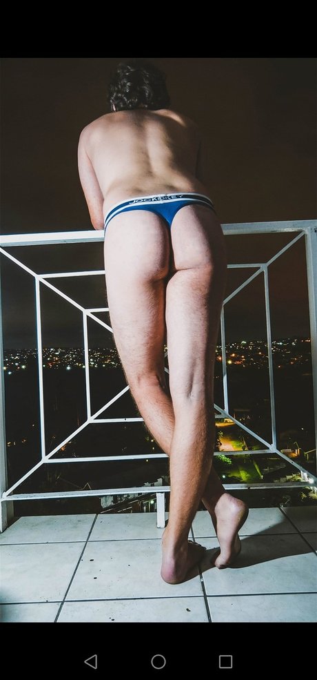Foto di nudo di fuga di OnlyFans di Nude Luke