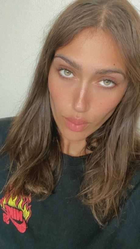 Foto di nudo di fuga di OnlyFans di Nadia