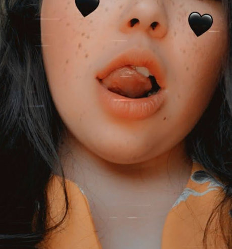 Foto di nudo di fuga di OnlyFans di Nadia