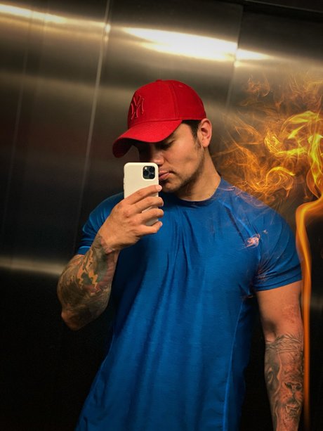 Foto di nudo di fuga di OnlyFans di Donyscheck