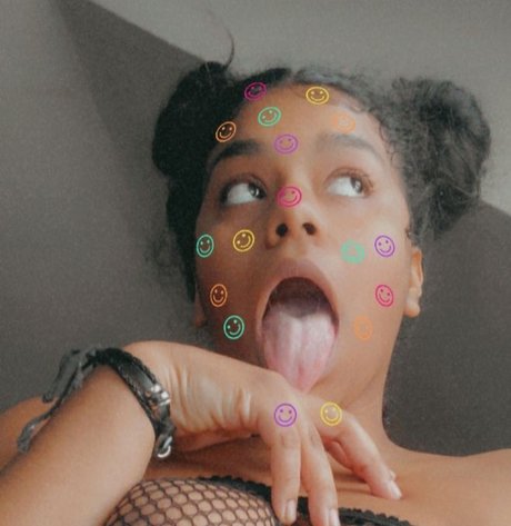 Foto di nudo di fuga di OnlyFans di Miss Dani