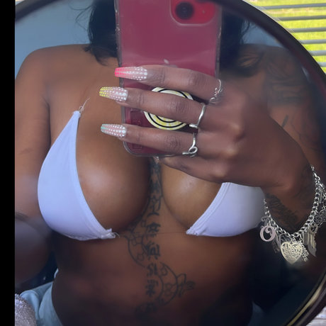 Foto di nudo di fuga di OnlyFans di Don Don