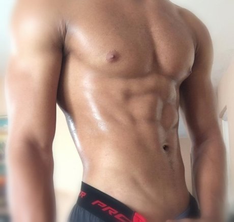 Foto di nudo di fuga di OnlyFans di Dominicano Sancper