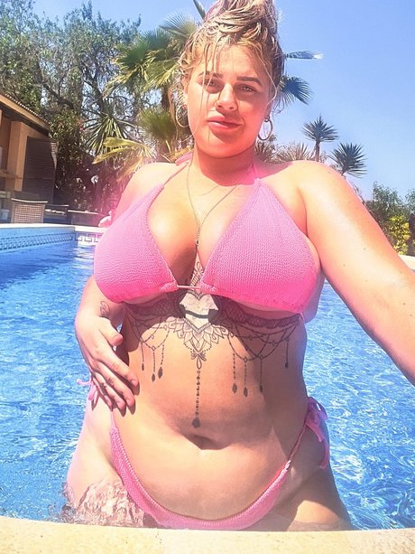 Foto di nudo di fuga di OnlyFans di Louise98