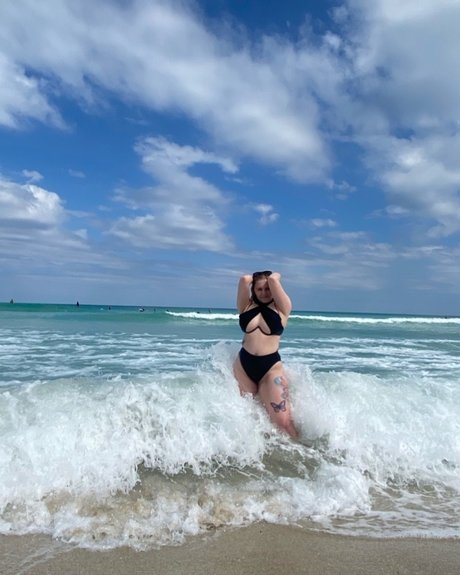 Foto di nudo di fuga di OnlyFans di Erin Renee