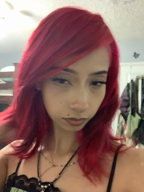 Foto di nudo di fuga di OnlyFans di Fathoodbitch