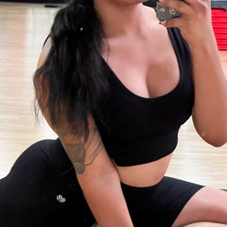 Foto di nudo di fuga di OnlyFans di Enigmadoll