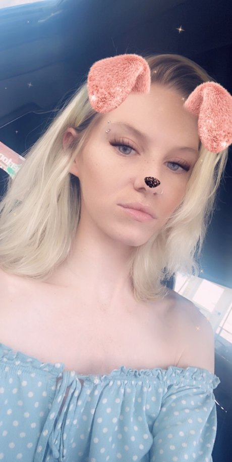 Foto di nudo di fuga di OnlyFans di Ellawoodsxxx