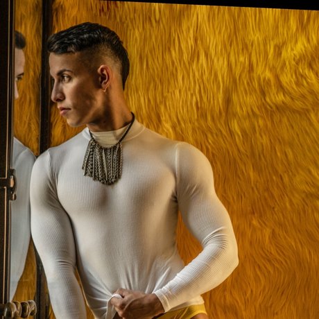 Foto di nudo di fuga di OnlyFans di Des Irez