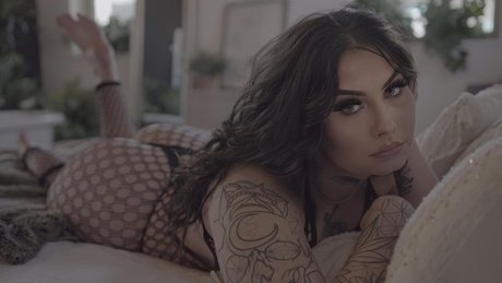 Foto di nudo di fuga di OnlyFans di Delaneyluvv