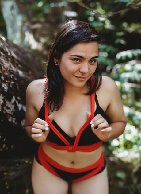 Foto di nudo di fuga di OnlyFans di Delilah Rain
