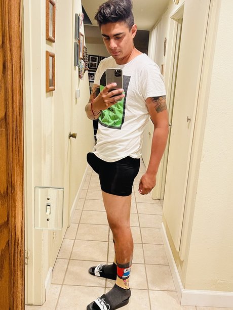 Foto di nudo di fuga di OnlyFans di Raul Roca Jr