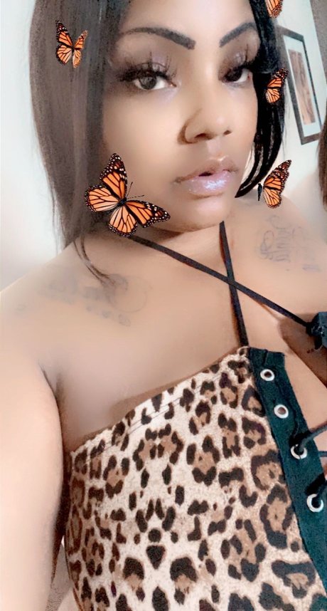Foto di nudo di fuga di OnlyFans di Maraj Jay