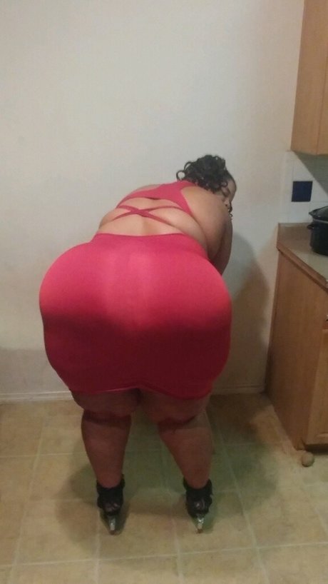 Foto di nudo di fuga di OnlyFans di Mz Boom Boom Phattest Ass On Earth 