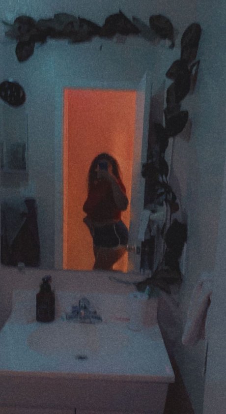 Foto di nudo di fuga di OnlyFans di Scorpihoe 