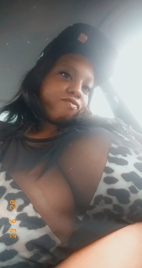 Foto di nudo di fuga di OnlyFans di Tink Titties