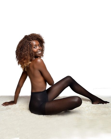 Foto di nudo di fuga di OnlyFans di Nash Wanga