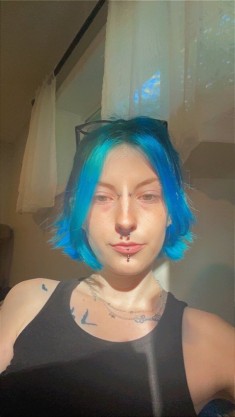 Foto di nudo di fuga di OnlyFans di Naomi 