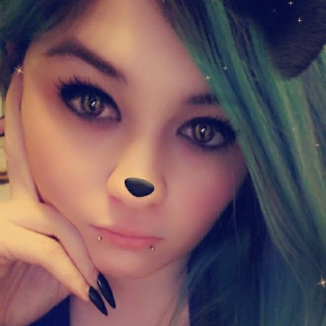 Foto di nudo di fuga di OnlyFans di Blue Haired Beauty
