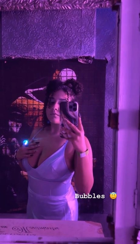 Foto di nudo di fuga di OnlyFans di Cece