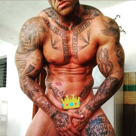 Foto di nudo di fuga di OnlyFans di Valero Xxx 