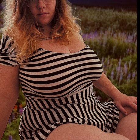 Foto di nudo di fuga di OnlyFans di Divinefire