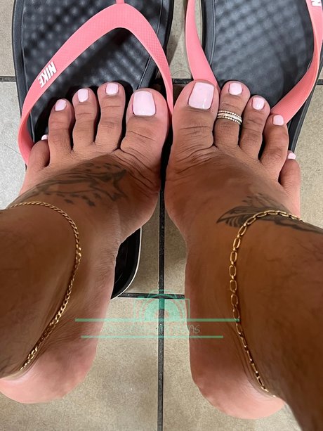 Foto di nudo di fuga di OnlyFans di Dissa