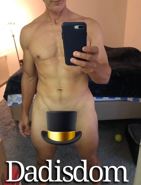 Foto di nudo di fuga di OnlyFans di Dadisdom