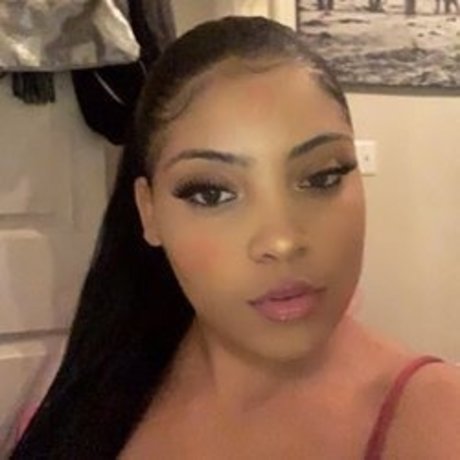 Foto di nudo di fuga di OnlyFans di Namiah
