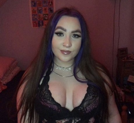Foto di nudo di fuga di OnlyFans di Emma